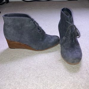 Women's Dr Scholl's Dakota Wedge Ankle Booties, Dark Grey size 9.5